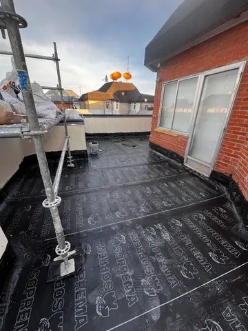 Impermeabilización de terraza con lámina asfáltica
